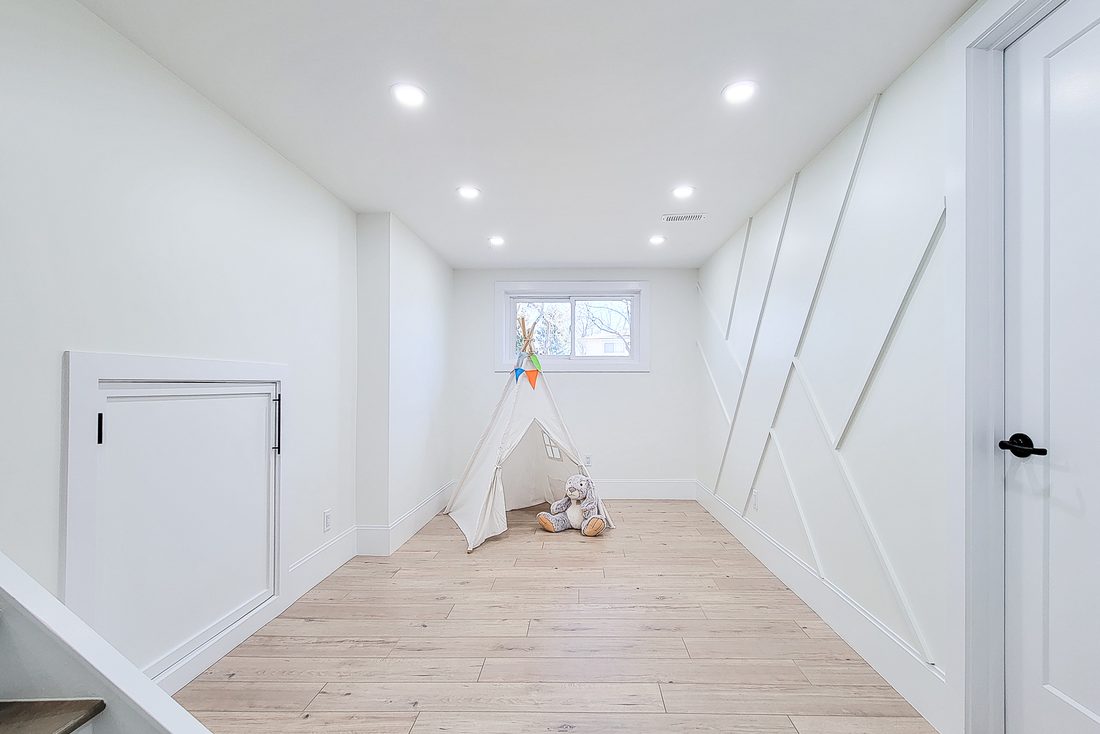 Bright finished playroom by Evergreen Painting